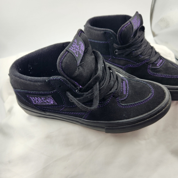Vans Half Cab Rare Black and Purple Half Cab Skateboard Shoes Men's Size 7 - Picture 2 of 13